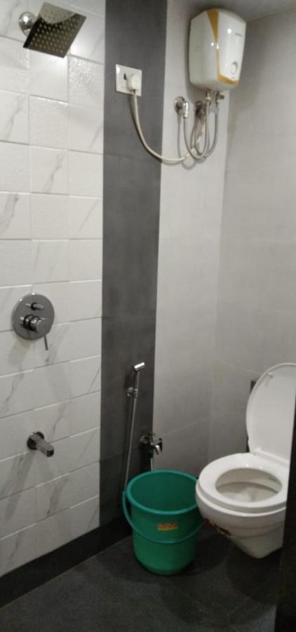 Hotel Royal Residency Мумбай Екстериор снимка