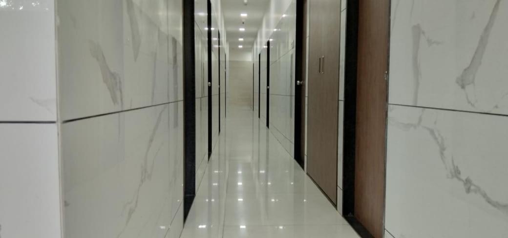 Hotel Royal Residency Мумбай Екстериор снимка