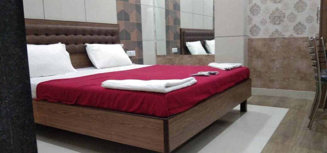 Hotel Royal Residency Мумбай Екстериор снимка